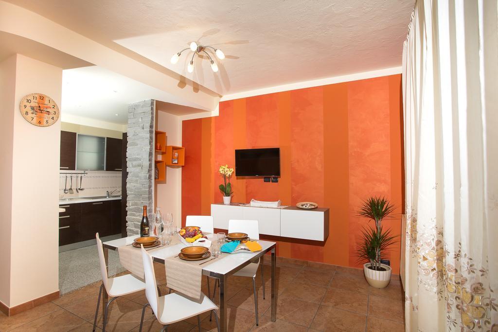 Casa Vacanze La Nautica Baveno Exteriör bild